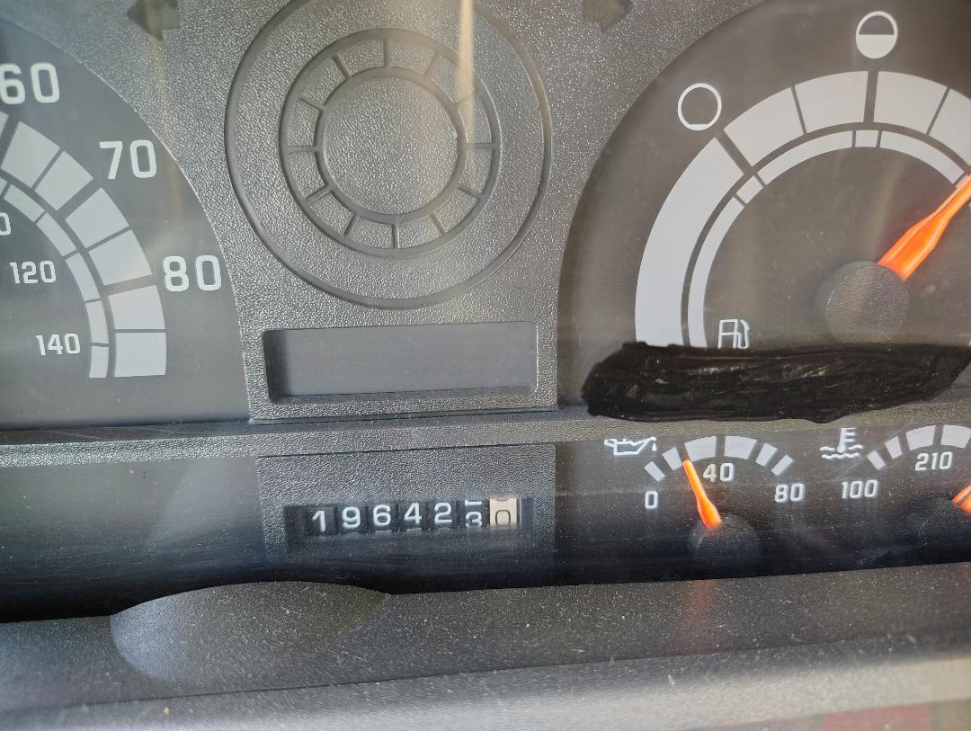 1998 GMC Top Kick C7500 - Image 12